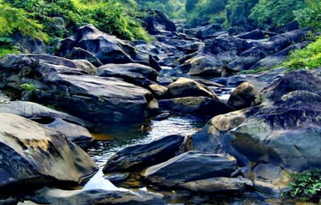 春季的承德之奇石谷、避暑山庄